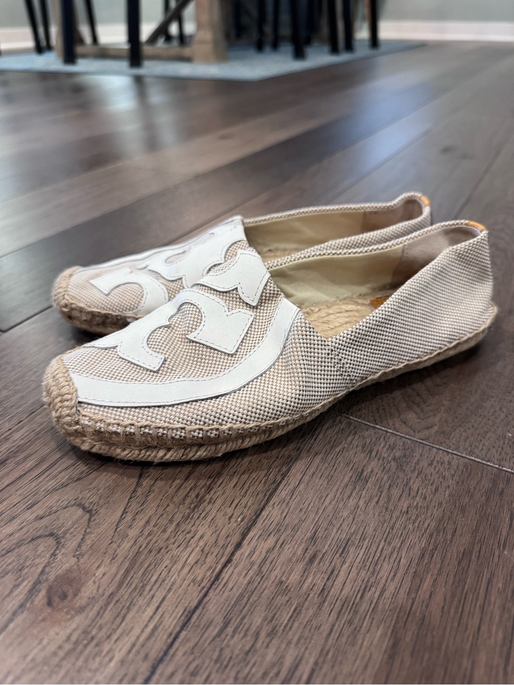 Tory Burch Beige Canvas Espadrille Flats with White Logo - Picture 2 of 4